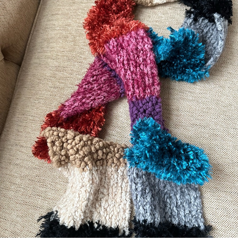 Cejon Multi Colored Knit Scarf - Picture 3 of 7
